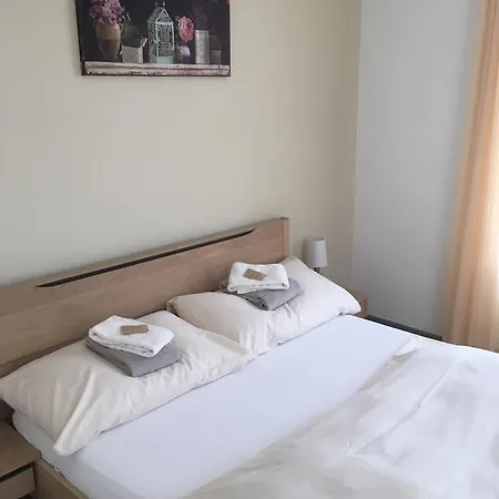 De La Gare Szálloda 2*