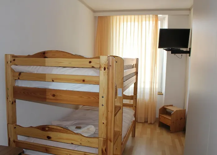 Hotell De La Gare Yvonand