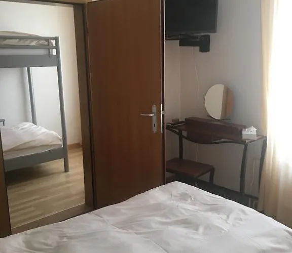 De La Gare Hotell Yvonand